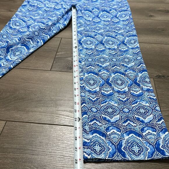IBKUL Venetian Tiles Denim Stretch Golf Ankle Pants‎ Blue White Size 10 - Picture 8 of 11